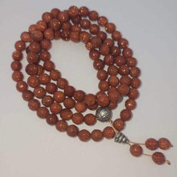 MALA TIBÉTAIN EN PIERRE DU SOLEIL