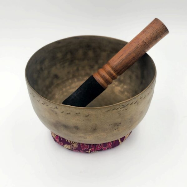 Bol Tibétain Antique - Note : Mi bémol - 0.652 kg - 17 cm – Image 4