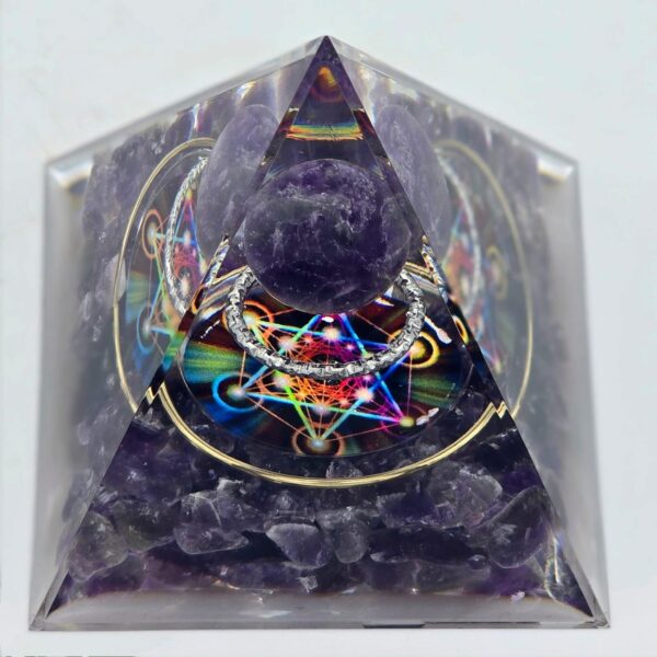 Pyramide Orgonite Symbole de Metatron en Améthyste – Image 3