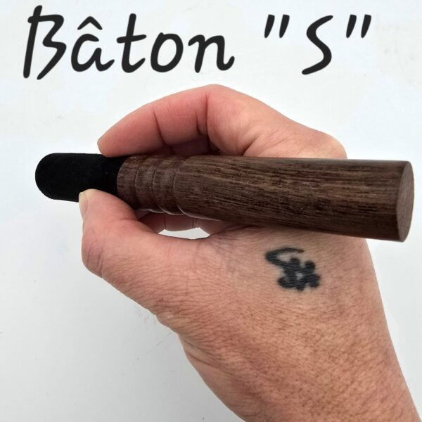 Bâton en bois et Cuir de Haute Qualité Taille S – Image 2